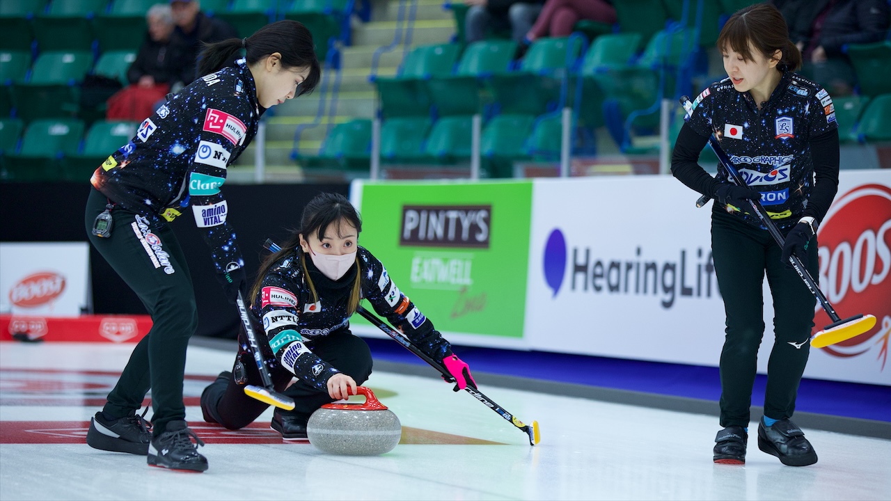 Undefeated Fujisawa, Wrana first to qualify for Co-op Canadian Open playoffs