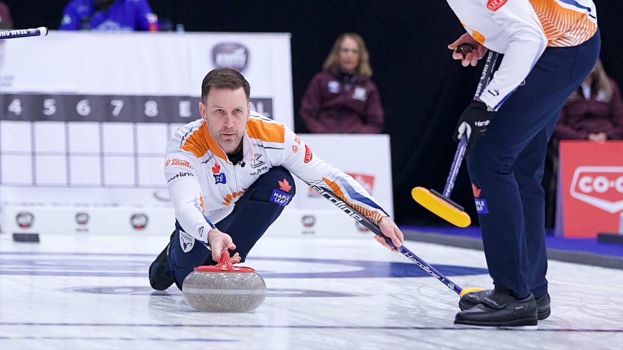 Gushue beats Carruthers to qualify for KIOTI Tractor Champions Cup playoffs 